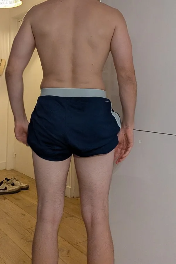 Victor, avant, 22 juil., dos